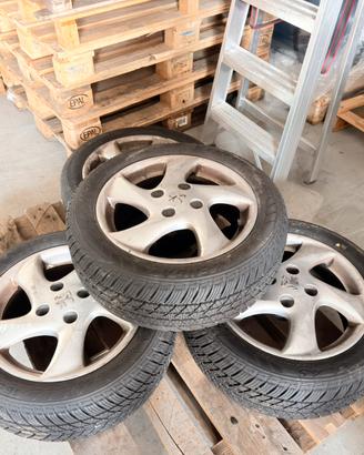Gomme 4 stagioni 185/55 R15 con cerchi Peugeot 206