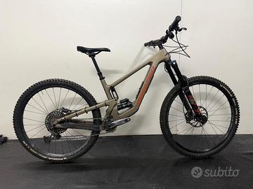 SANTA CRUZ MEGATOWER GX AXS RSV 2024