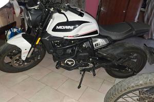 Moto morini seiemmezzo