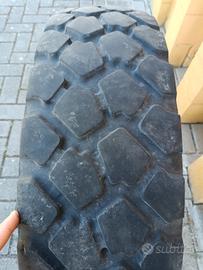 Pneumatici 255/100 R16