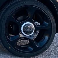 Cerchi in lega da 17 per Abarth 595