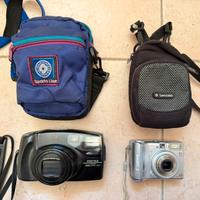 Coppia di macchine fotografiche