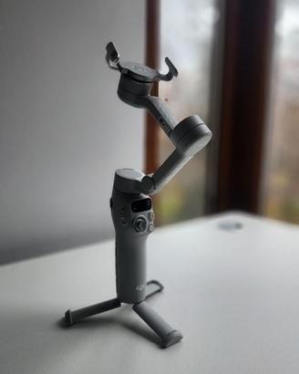 DJI Osmo Mobile 6 - Stabilizzatore per Smartphone