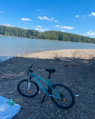 Mountain Bike B’TWIN Rockrider-Come nuova