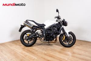 TRIUMPH STREET TRIPLE 675 R - 2011