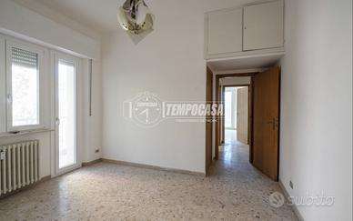 TRILOCALE COMPLERAMENTE RISTRUTTURATO