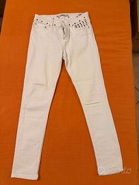 Jeans bianchi Zara Woman Slim Fit con borchie
