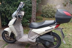 Aprilia Sportcity 200