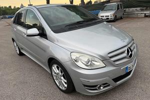 MERCEDES-BENZ B 180 CDI Sport senza nessun lavor