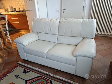 Divano in pelle 2 posti