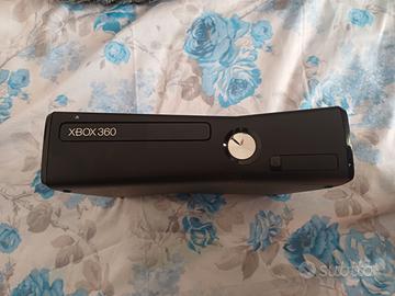 Xbox 360 slim +1 gampad 