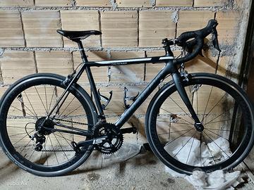 Bici da corsa  cannondale super six carbonio tg 52
