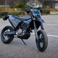 Husqvarna 701 Supermoto