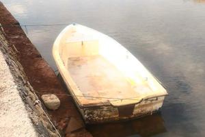 Barca da ristrutturare