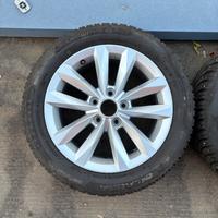 Pneumatici invernali 205/55 R16 e cerchi Audi/VW