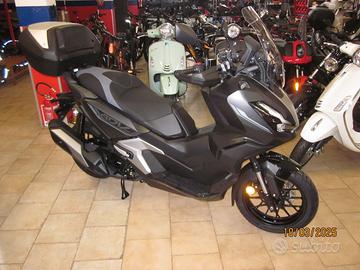 Honda Adv 350 2025