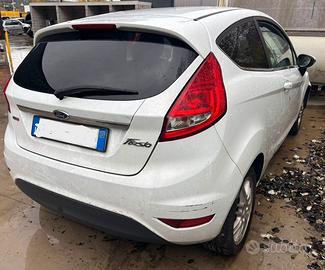 FORD FIESTA per ricambi usati