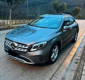 MERCEDES GLA 200 D