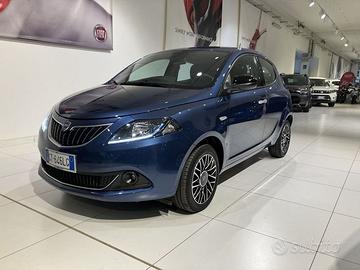 Lancia Ypsilon 1.0 FireFly 5 porte S&S Hybryd...