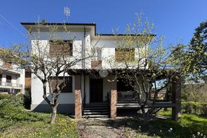 VILLA SINGOLA A SANTA MARIA DELLA VERSA