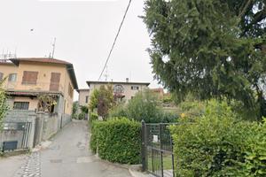 Trilocale a Como Monte Olimpino-due balconi