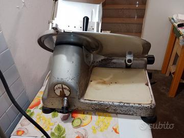 Affettatrice vintage La Felsinea, un classico per 
