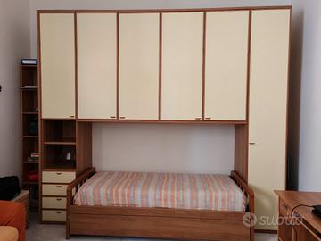 Armadio e 2 letti (solo rete)