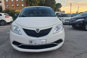 Lancia Ypsilon 1.3 MJT 16V 95 CV 5 porte S&S Gold