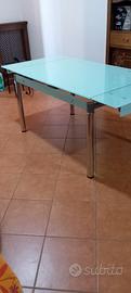tavolo in vetro 