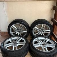 Treno gomme e cerchi Audi 245/40 R18