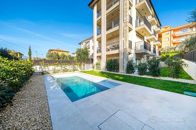 3 LOCALI A TORRI DEL BENACO