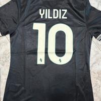 3º maglia della Juventus di Yldiz