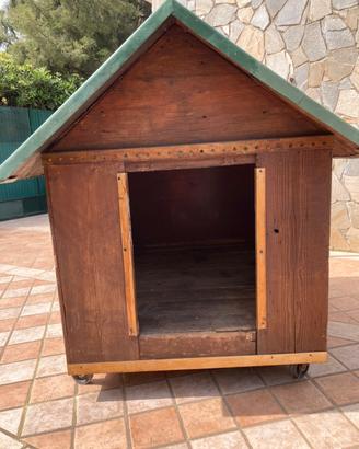 Chalet cani taglia grande.