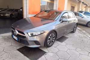 MERCEDES A 180 D BUSINESS EXTRA