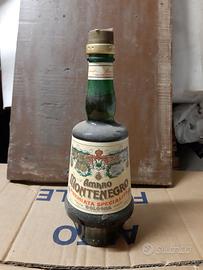 Bottiglia Amaro Montenegro vintage.