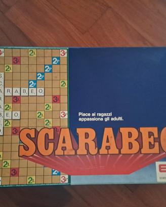 Gioco da tavolo Scarabeo 
