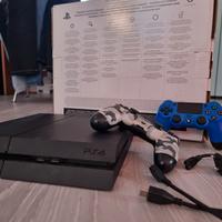 Playstation 4 1TB con due controller