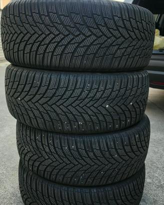 Pneumatici 205 50 17 Firestone Winterhawk 4 93V