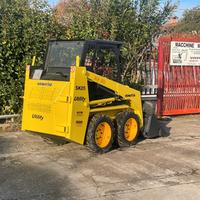 P32 Mini pala Komatsu SK 05 targata
