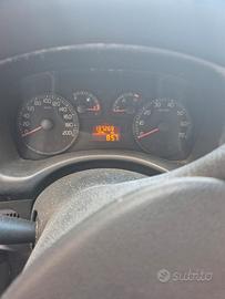 Fiat Punto 1.3 MJT 75 CV