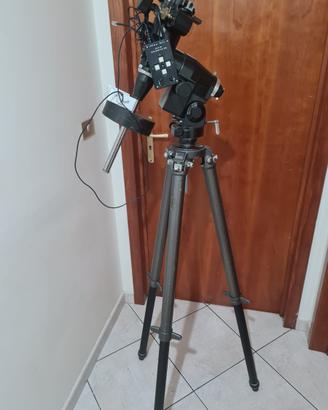 Montatura celestron per telescopio con cavalletto