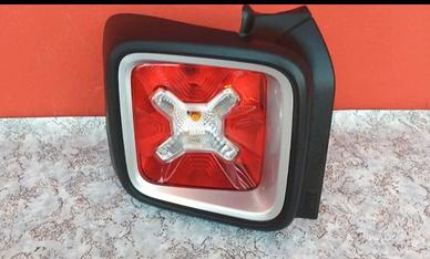 fari posteriori jeep renegade 