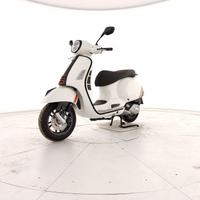 VESPA VESPA GTS SUPERSPORT 125 HPE E5+ BIAN N18764