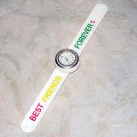Orologio cinturino in plastica flessibile