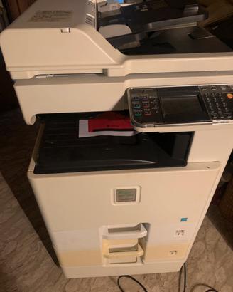 Fotocopiatore multi funz Laser Kyocera FS-C8520MFP