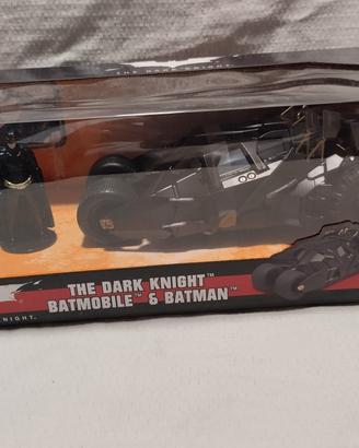 Batmobile e Batman 