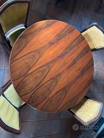 Tavolo elegante tondo allungabile ad ovale