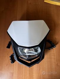 Faro Polisport universale
