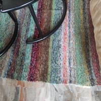 Tappeto grande fatto a mano a maglia. Mai usato