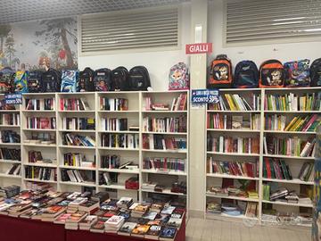 Lotto di Prodotti di cartoleria e giochi